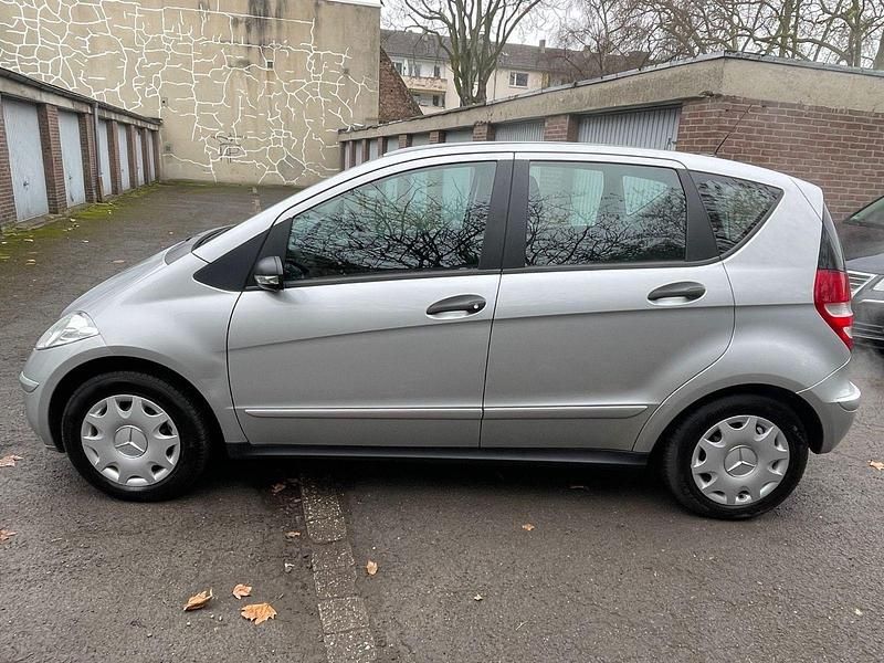Gebraucht Mercedes A150 95 PS (69 kW) 2007 Silber Kleinwagen