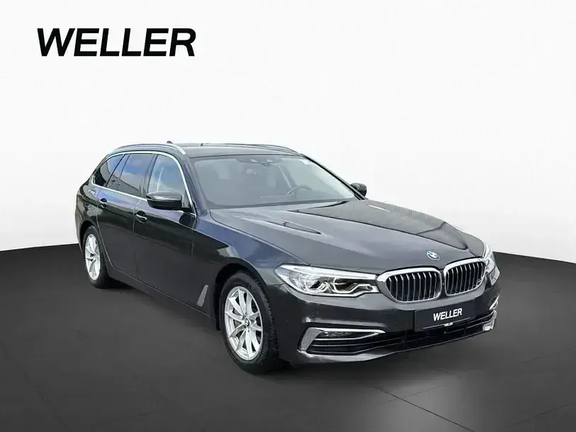 Gebraucht BMW 540 Comfort Edition 340 PS (250 kW) 2019 Sophistograu brillanteffekt (grau) Kombi