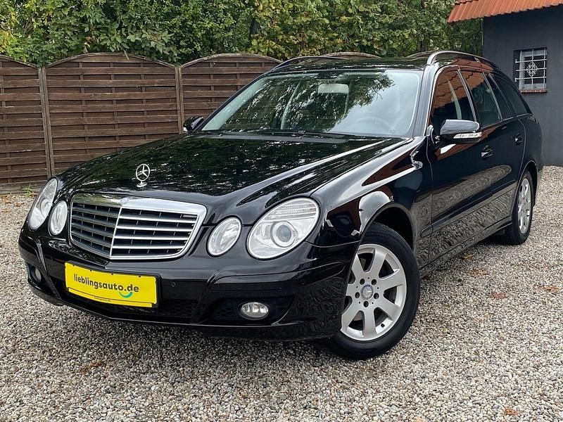 Schwarz Gebraucht 2008 Mercedes E200 Kombi | 4.499 € (Guter Preis) - Bild 1/3