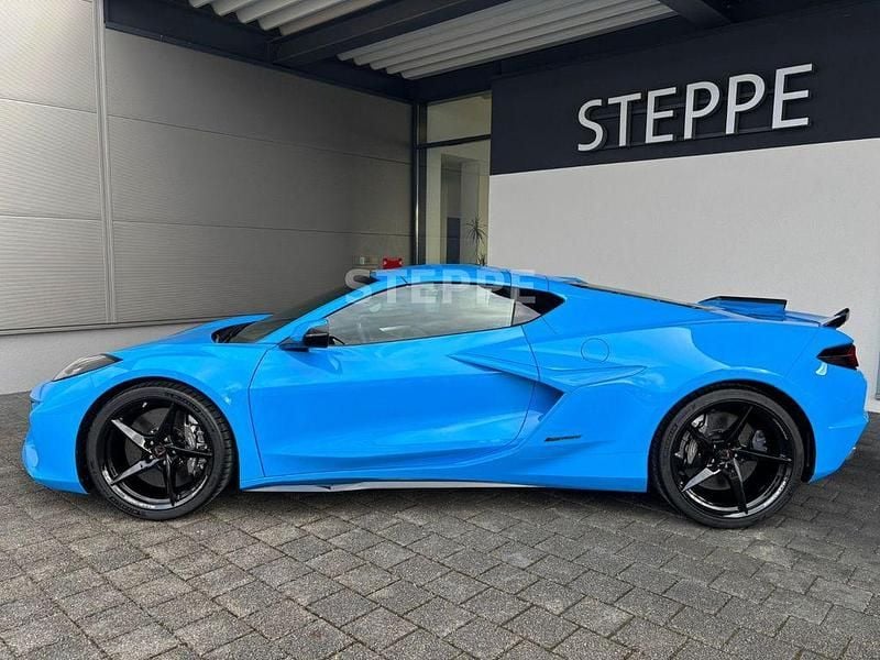 Neu Corvette C8 644 PS (473 kW) 2026 Blau Coupé