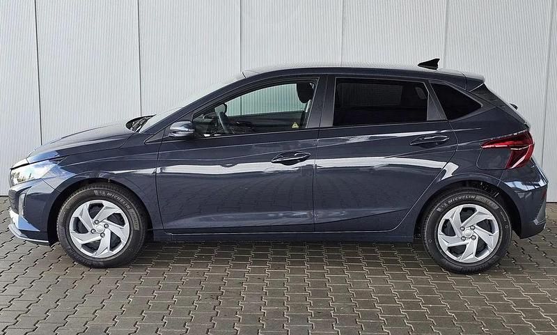 Grau Neu 2025 Hyundai i20 Select Limousine | 21.280 € (Guter Preis) - Bild 1/4