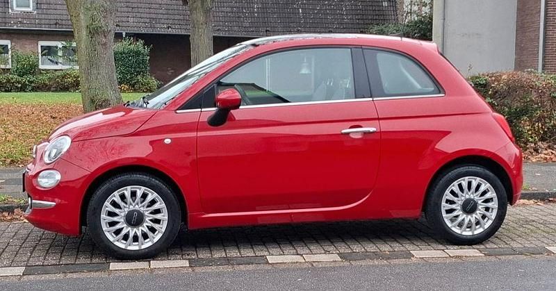 Gebraucht Fiat 500 Lounge 69 PS (50 kW) 2018 Rot Kleinwagen