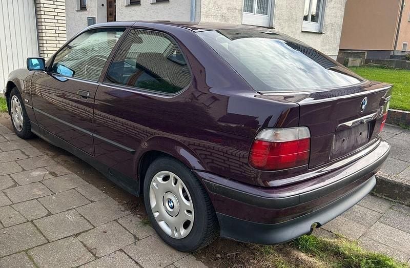 Gebraucht BMW 316 102 PS (75 kW) 1997 Violet Coupé