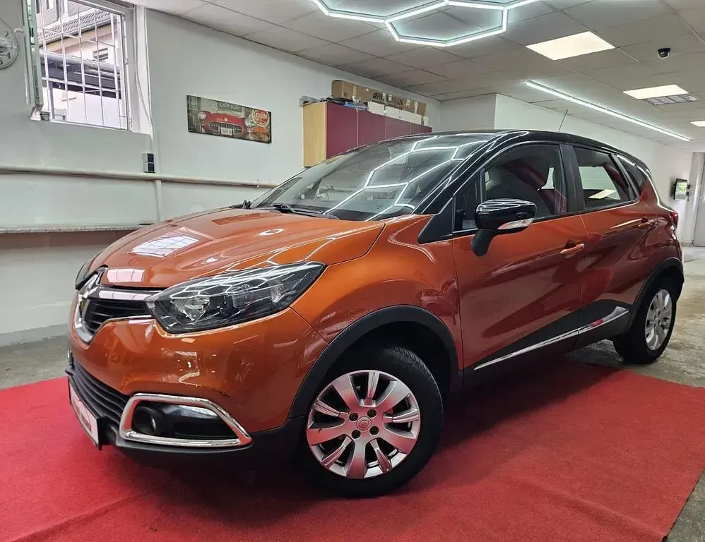 Gebraucht Renault Captur Dynamique 90 PS (66 kW) 2013 Orange SUV