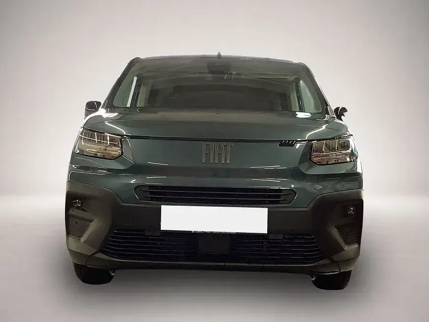 Gebraucht Fiat Doblò 102 PS (75 kW) 2026 Blau Van / Kleinbus