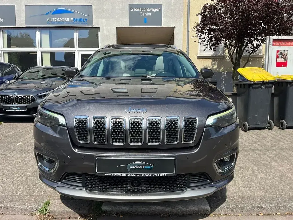 Gebraucht Jeep Cherokee Overland 194 PS (142 kW) 2019 Grau SUV