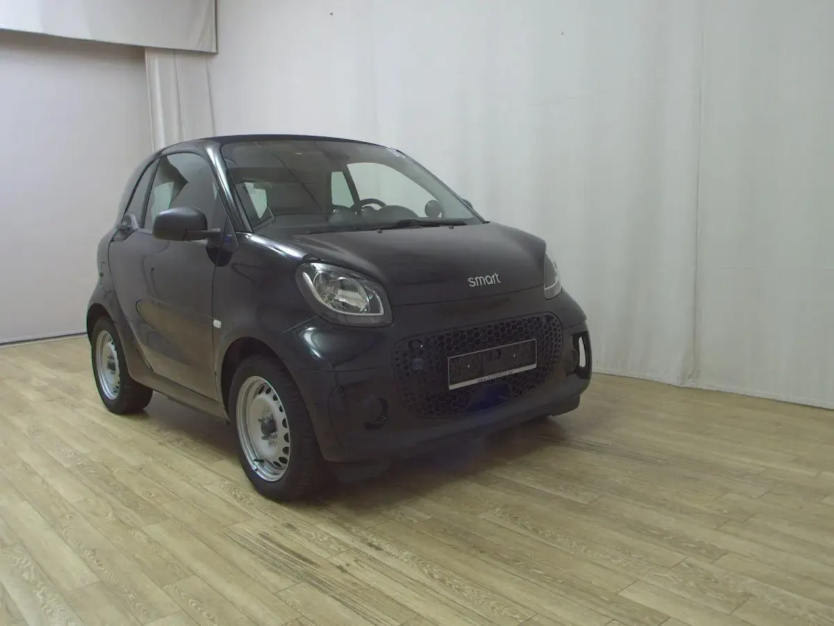 Gebraucht Smart ForTwo Coupé 60 kW (82 PS) 2022 Schwarz Kleinwagen