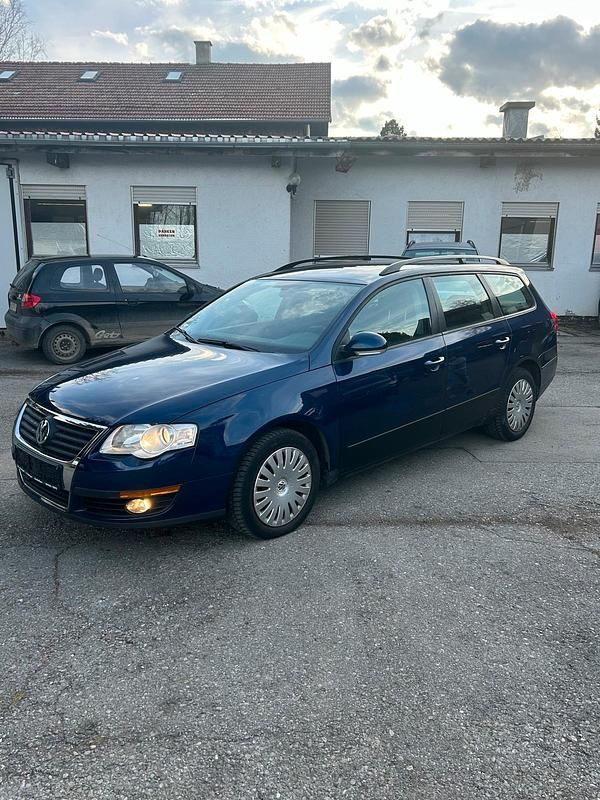 Gebraucht VW Passat 102 PS (75 kW) 2005 Blau Kombi
