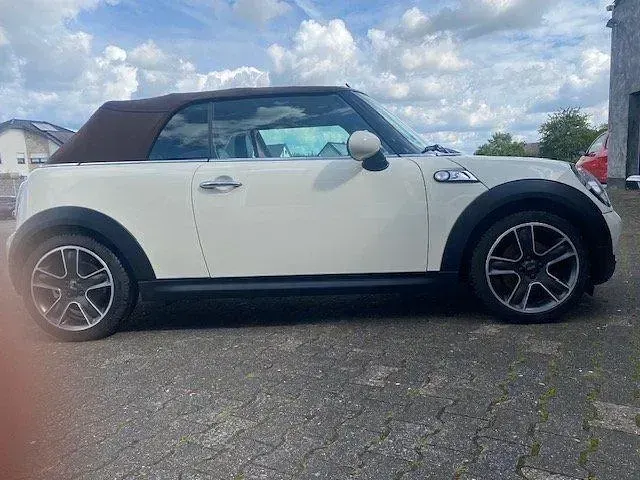 Gebraucht Mini Cooper Cabriolet 184 PS (135 kW) 2010 Beige Cabrio