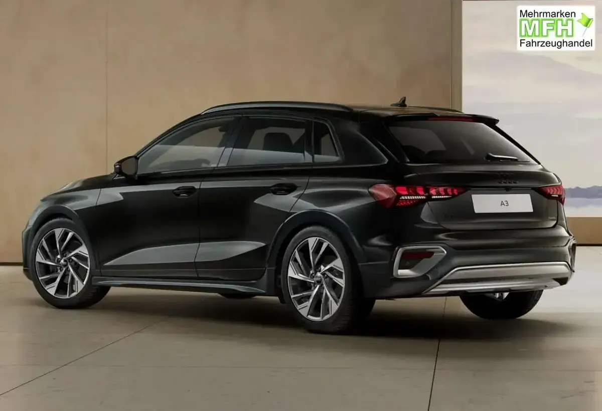 Nowe Audi A3 204 KM (150 kW) 2026 Czarny SUV