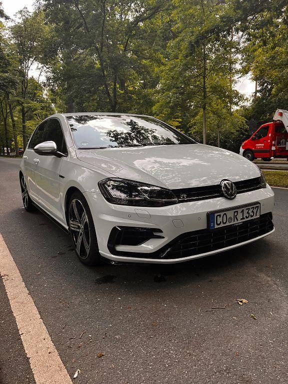 Gebraucht VW Golf VII R 300 PS (220 kW) 2019 Weiß Limousine