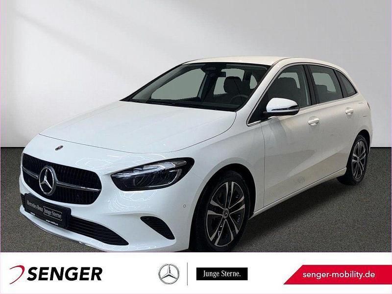 Weiß Gebraucht 2024 Mercedes B180 Progressive Van / Kleinbus | 31.490 € (Fairer Preis) - Bild 1/4