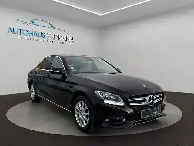 Gebraucht Mercedes C200 184 PS (135 kW) 2014 Schwarz Limousine