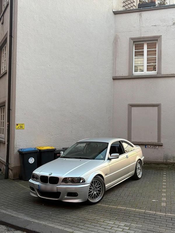Gebraucht BMW 323 170 PS (125 kW) 1999 Silber Coupé