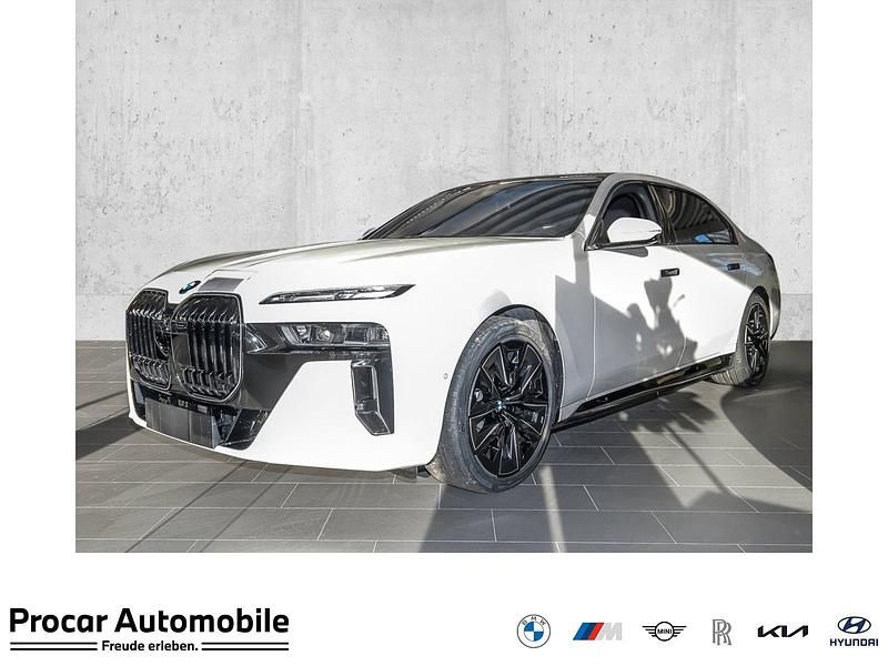Weiß Gebraucht 2025 BMW i7 Sport Line Limousine | 129.000 € - Bild 1/4