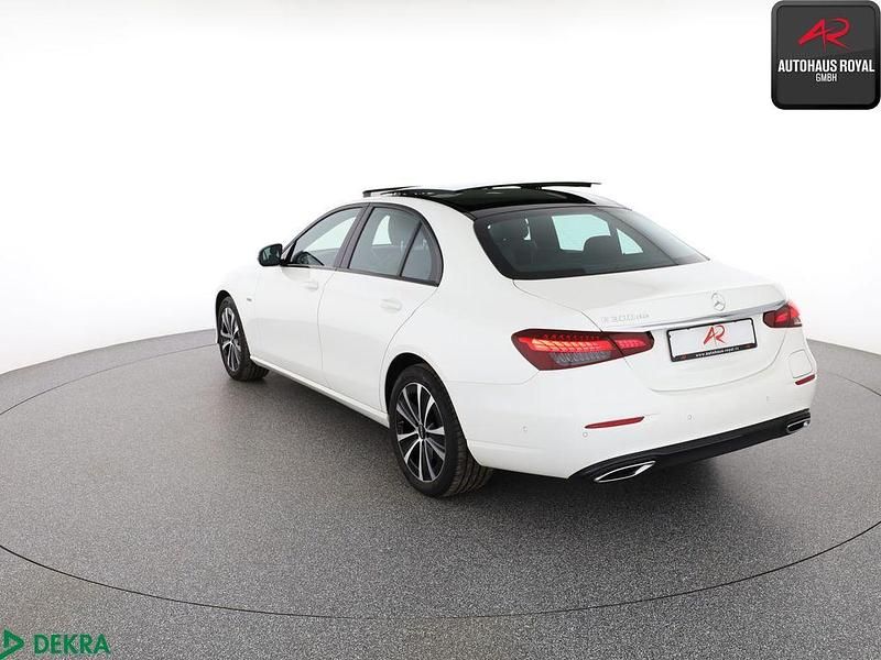 Gebraucht Mercedes E300 Avantgarde 306 PS (225 kW) 2020 Weiß Limousine