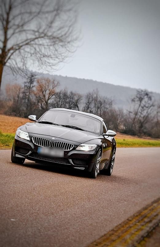 Gebraucht BMW Z4 M Performance 204 PS (150 kW) 2010 Schwarz Cabrio
