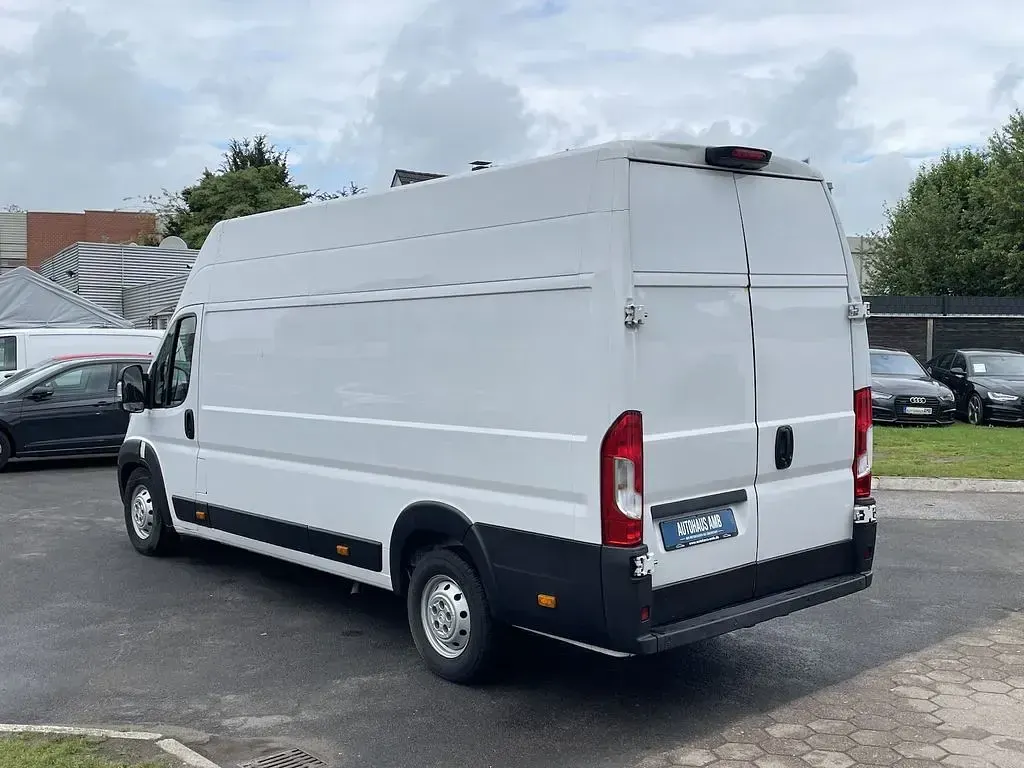 Gebraucht Citroën Jumper 140 PS (102 kW) 2021 Weiß Van / Kleinbus