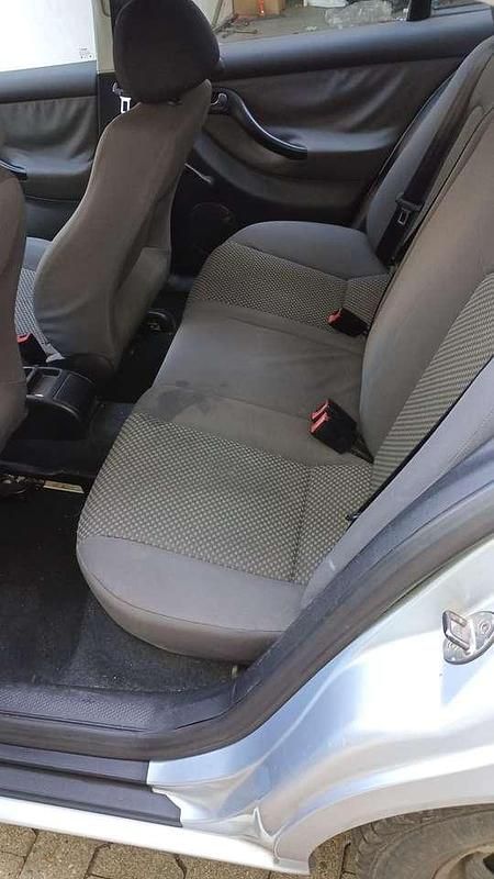 Gebraucht Seat Leon 105 PS (77 kW) 2005 Limousine