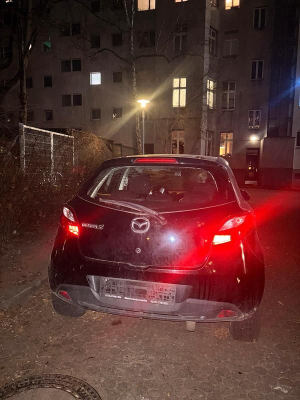 Gebraucht Mazda 2 68 PS (50 kW) 2008 Schwarz Kleinwagen