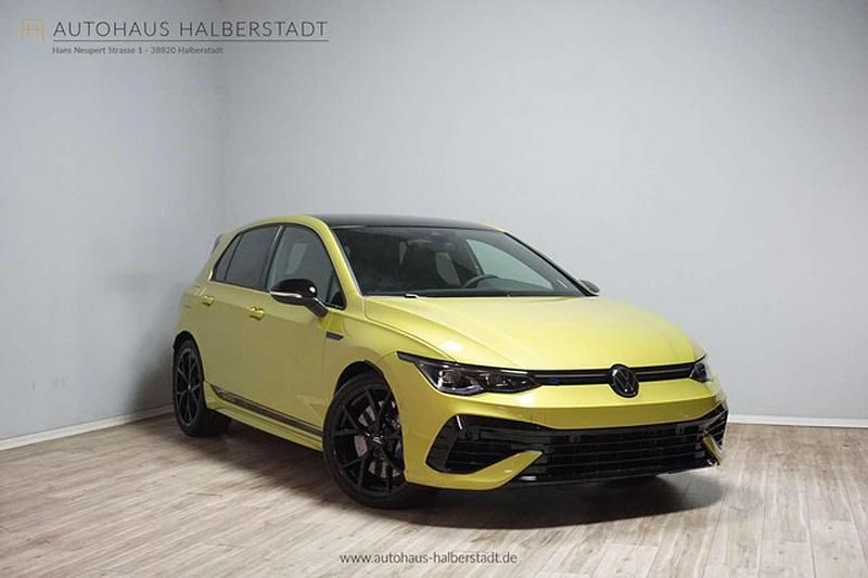 Neu VW Golf VIII Edition 333 PS (244 kW) 2025 Gelb Limousine