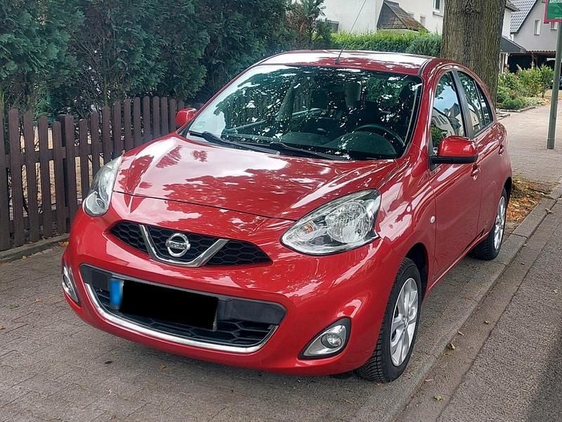 Gebraucht Nissan Micra Acenta 80 PS (58 kW) 2016 Rot Kleinwagen