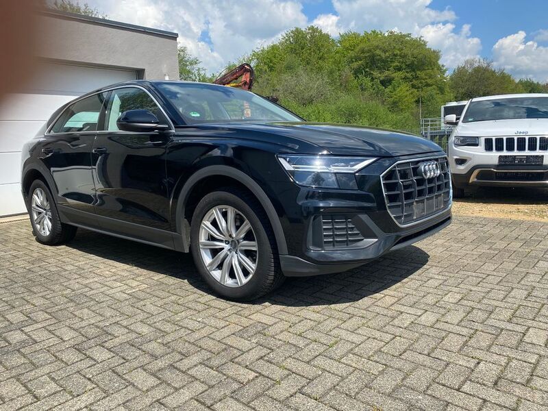 Gebraucht Audi Q8 231 PS (169 kW) 2019 Schwarz SUV