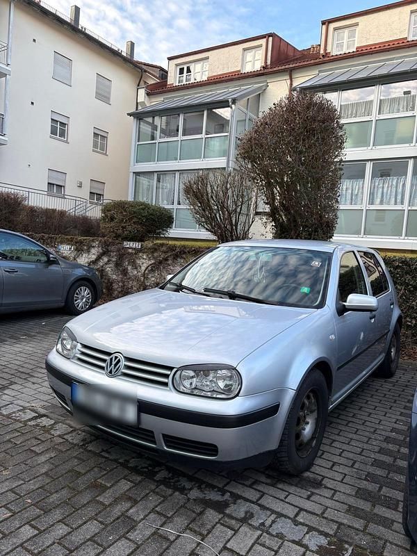 Gebraucht VW Golf IV 101 PS (74 kW) 2003 Grau Kleinwagen