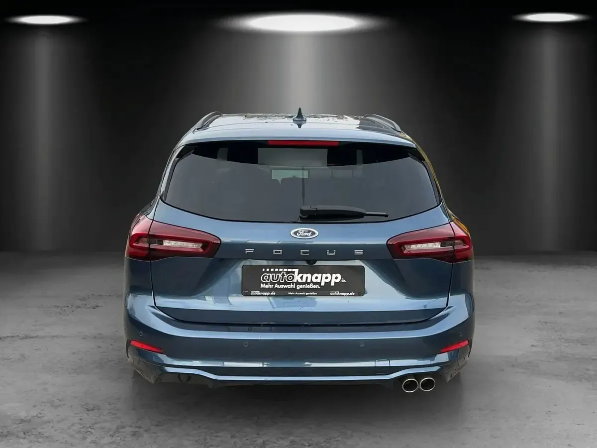 Gebraucht Ford Focus ST-Line X 125 PS (91 kW) 2025 Chroma blau