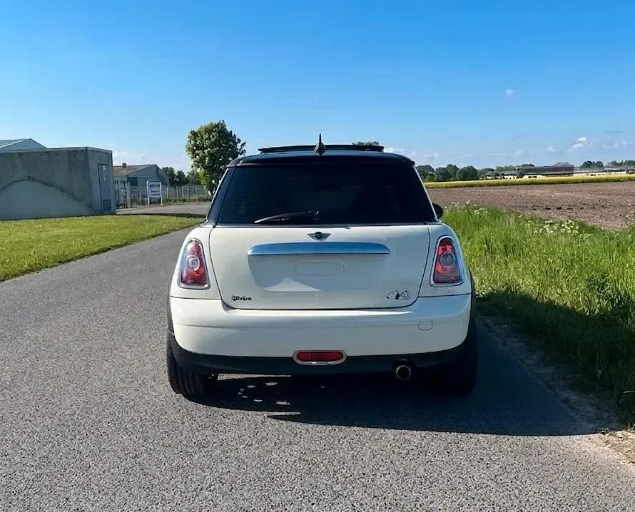 Brugt Mini Cooper 122 HK (89 kW) 2010 Beige Hatchback
