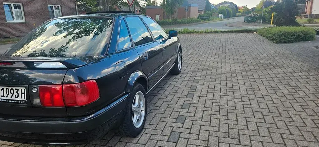 Gebraucht Audi 80 133 PS (97 kW) 1993 Limousine