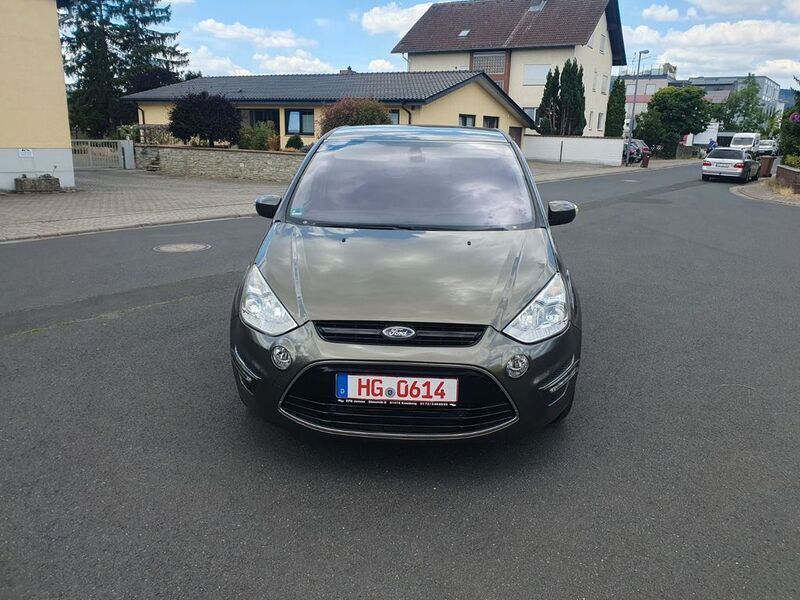 Gebraucht 2011 Ford S-MAX Titanium Van / Kleinbus | 9.100 € (Fairer Preis) - Bild 1/4