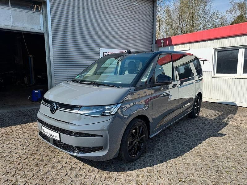 Gebraucht VW Multivan Edition 150 PS (110 kW) 2024 Grau Van