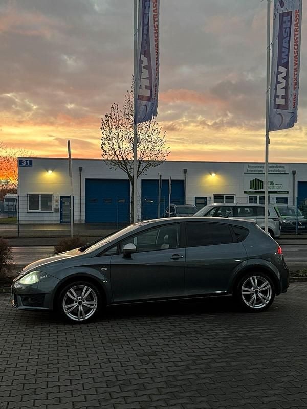 Gebraucht Seat Leon FR 170 PS (125 kW) 2010 Grau Kleinwagen
