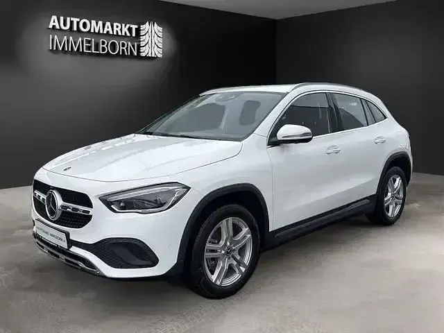 Gebraucht Mercedes GLA250 218 PS (160 kW) 2022 Weiß SUV
