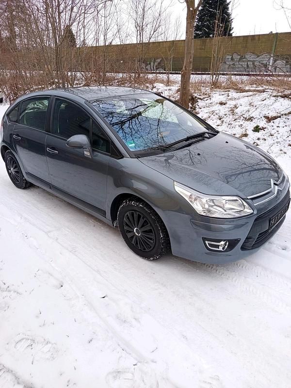 Gebraucht Citroën C4 120 PS (88 kW) 2008 Blau Kleinwagen