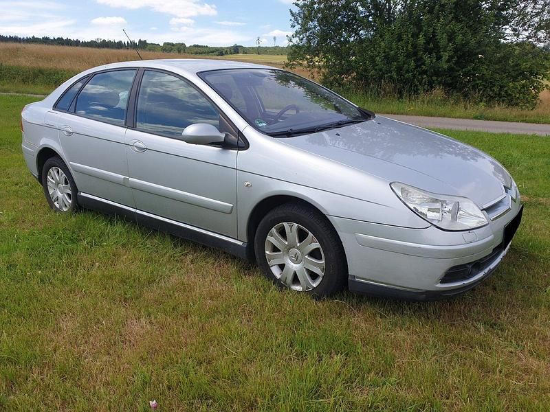 Silber Gebraucht 2007 Citroën C5 Limousine | 1.350 € (Etwas zu teuer) - Bild 1/4