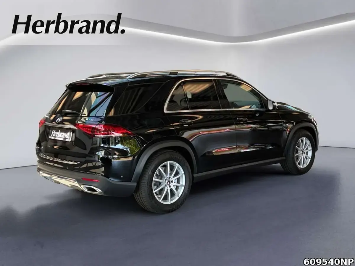 Gebraucht Mercedes GLE350 194 PS (142 kW) 2021 Unilack schwarz SUV