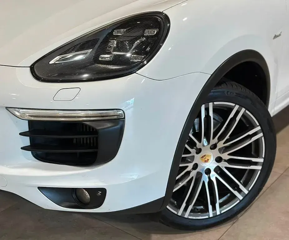 Gebraucht Porsche Cayenne S 385 PS (283 kW) 2014 Weiß SUV