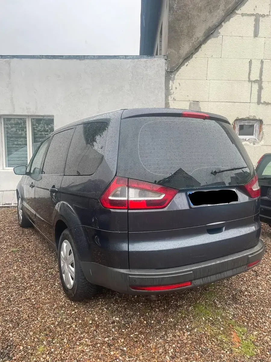 Używany Ford Galaxy 140 KM (102 kW) 2008 Minivan