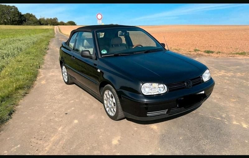 Schwarz Gebraucht 2000 VW Golf Cabriolet Cabrio | 6.999 € - Bild 1/4