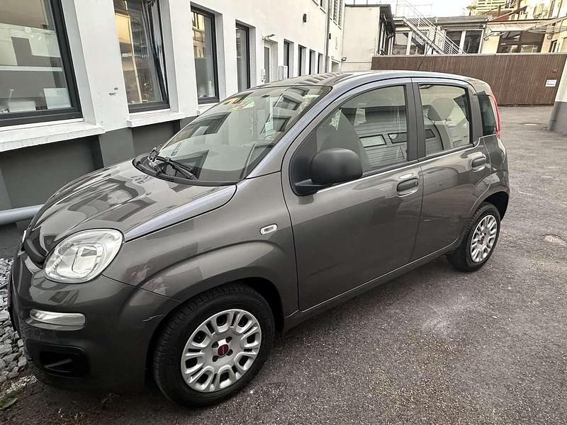 Gebraucht Fiat Panda Easy 69 PS (50 kW) 2017 Grau Kleinwagen