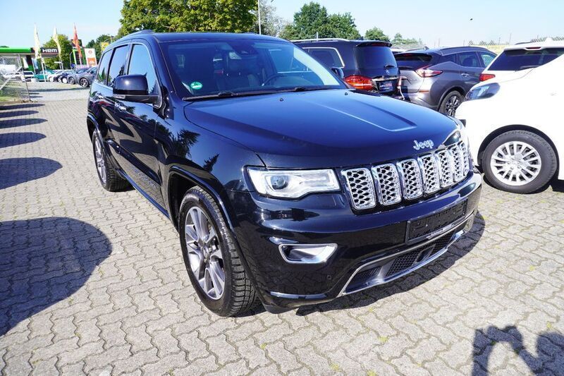 Gebraucht Jeep Grand Cherokee Overland 250 PS (183 kW) 2019 Schwarz SUV