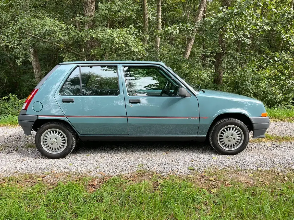 Brugt Renault R5 Campus 45 HK (33 kW) 1990 Blå Hatchback