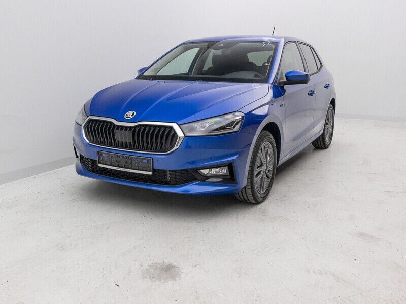 Andere farbe Gebraucht 2022 Skoda Fabia Drive Kleinwagen | 31.110 € - Bild 1/4