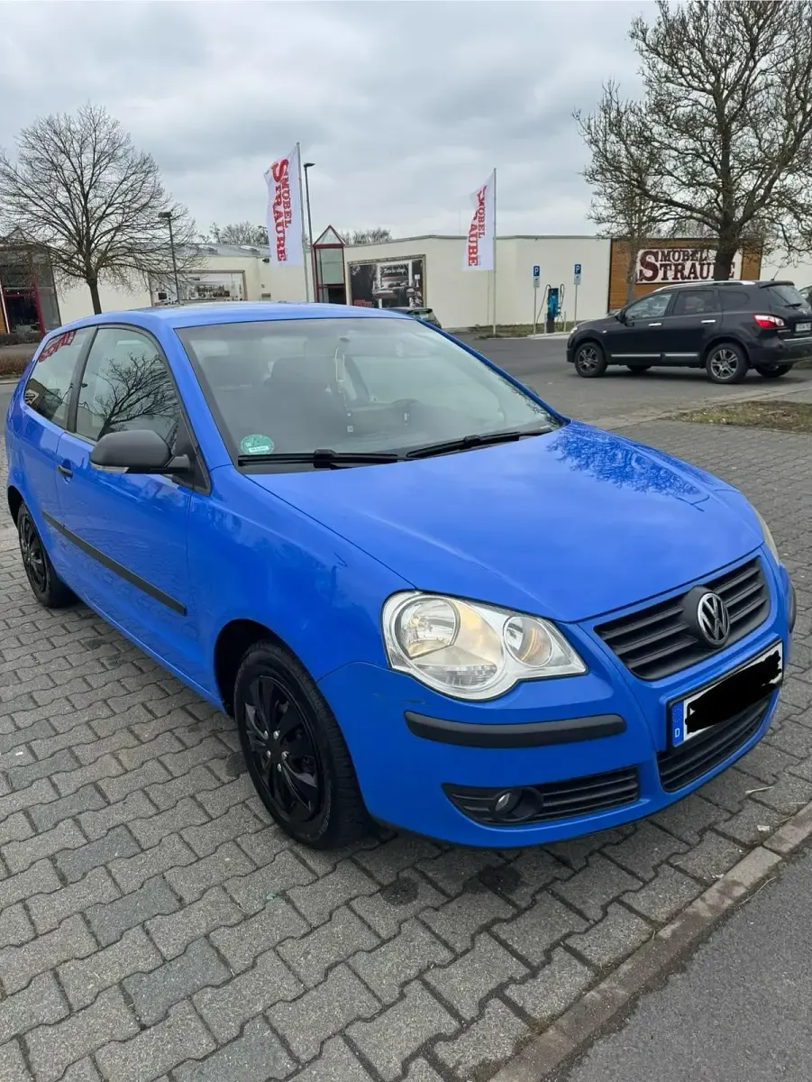 Gebraucht VW Polo 69 PS (50 kW) 2009 Blau Kleinwagen