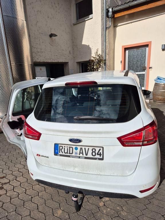 Gebraucht Ford B-MAX 105 PS (77 kW) 2017 Weiß Van / Kleinbus