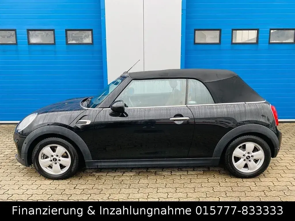 Gebraucht Mini One Cabriolet Pepper 102 PS (75 kW) 2016 Schwarz Cabrio