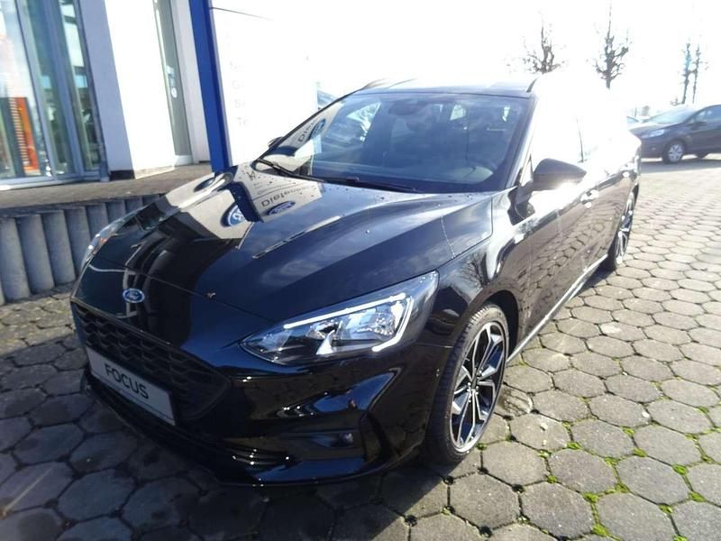 Gebraucht Ford Focus ST-Line 125 PS (91 kW) 2021 Obsidianschwarz metallic Kombi
