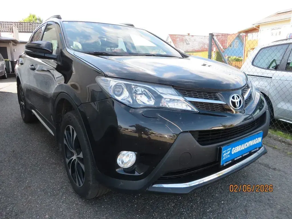 Gebraucht Toyota RAV4 Life 150 PS (110 kW) 2015 Braun SUV